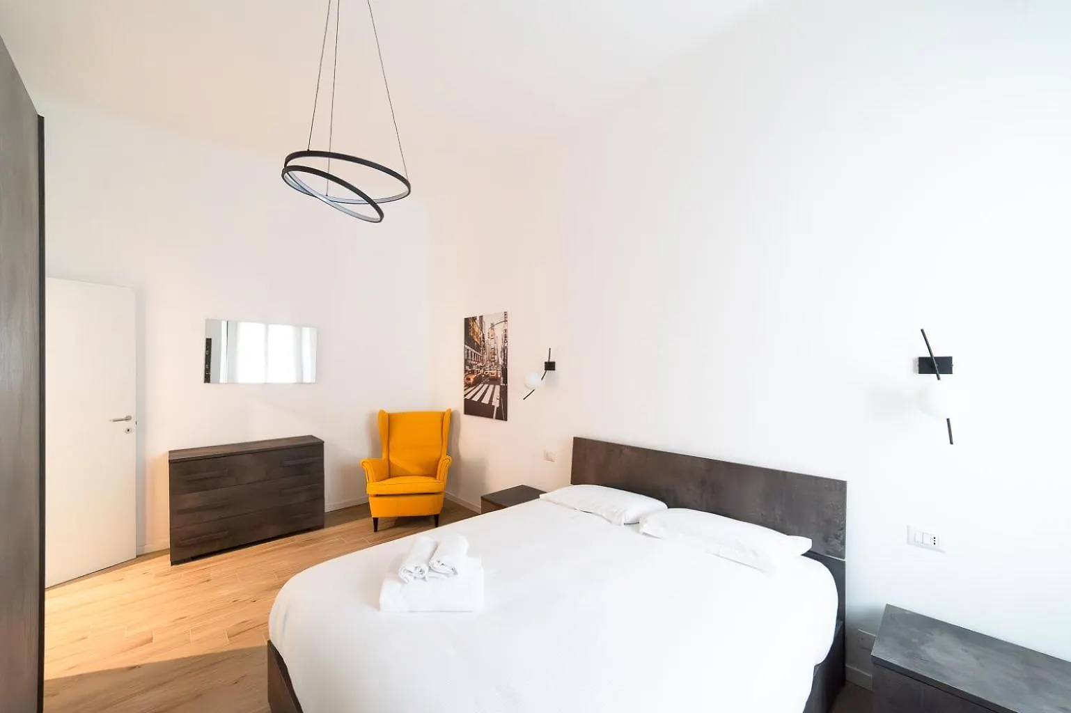 Hbhall Porta Romana Suite Milán Apartmán