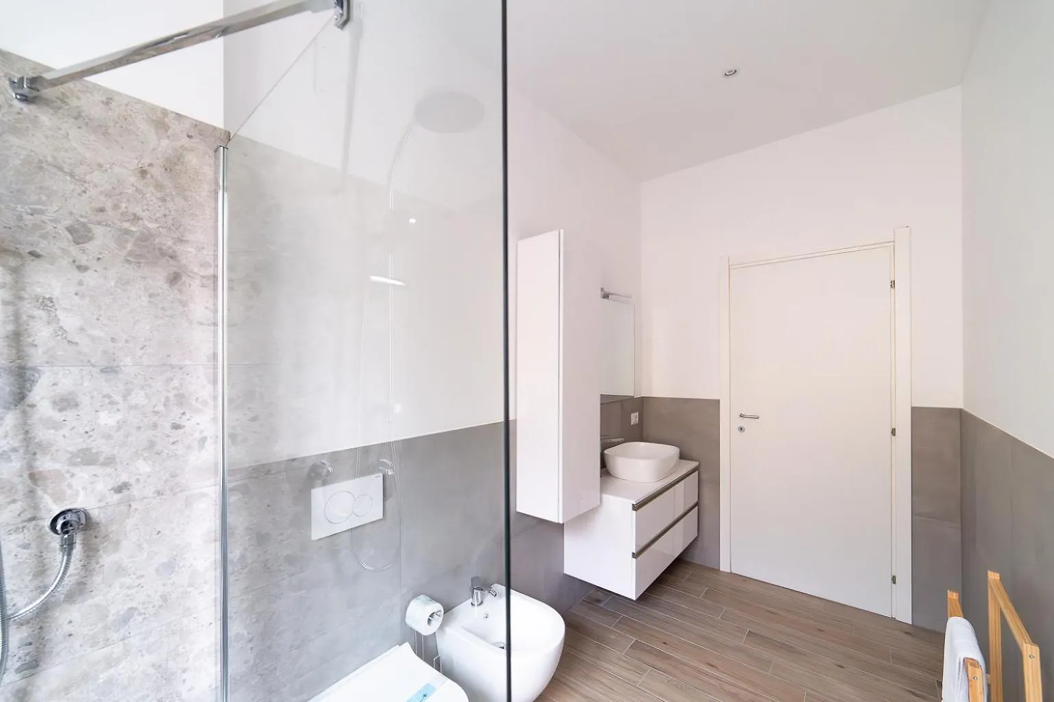 Hbhall Porta Romana Suite Milán